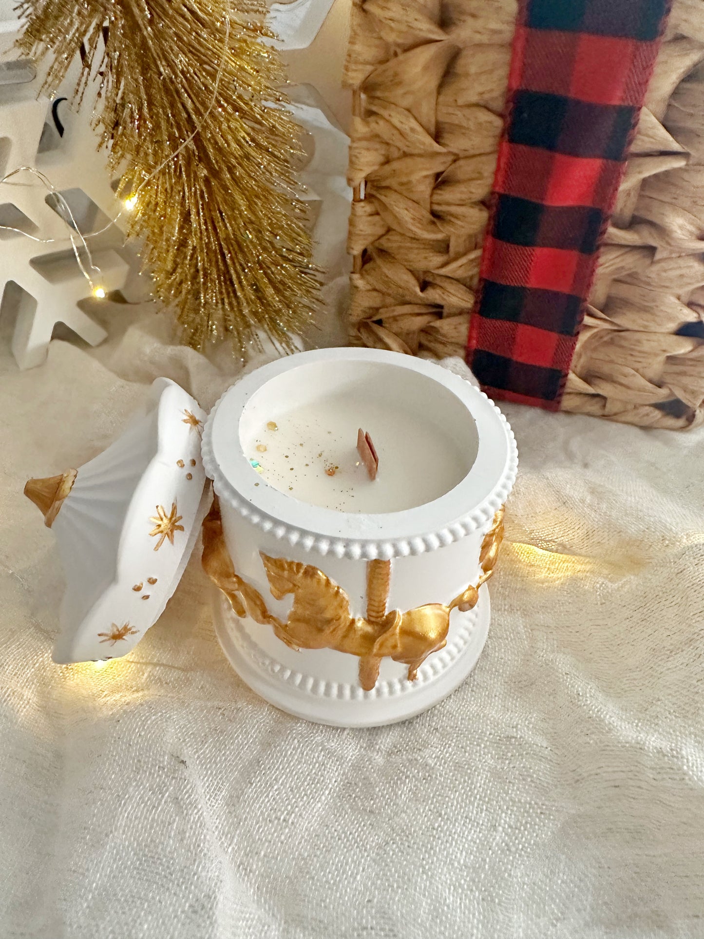Carousel scented candle