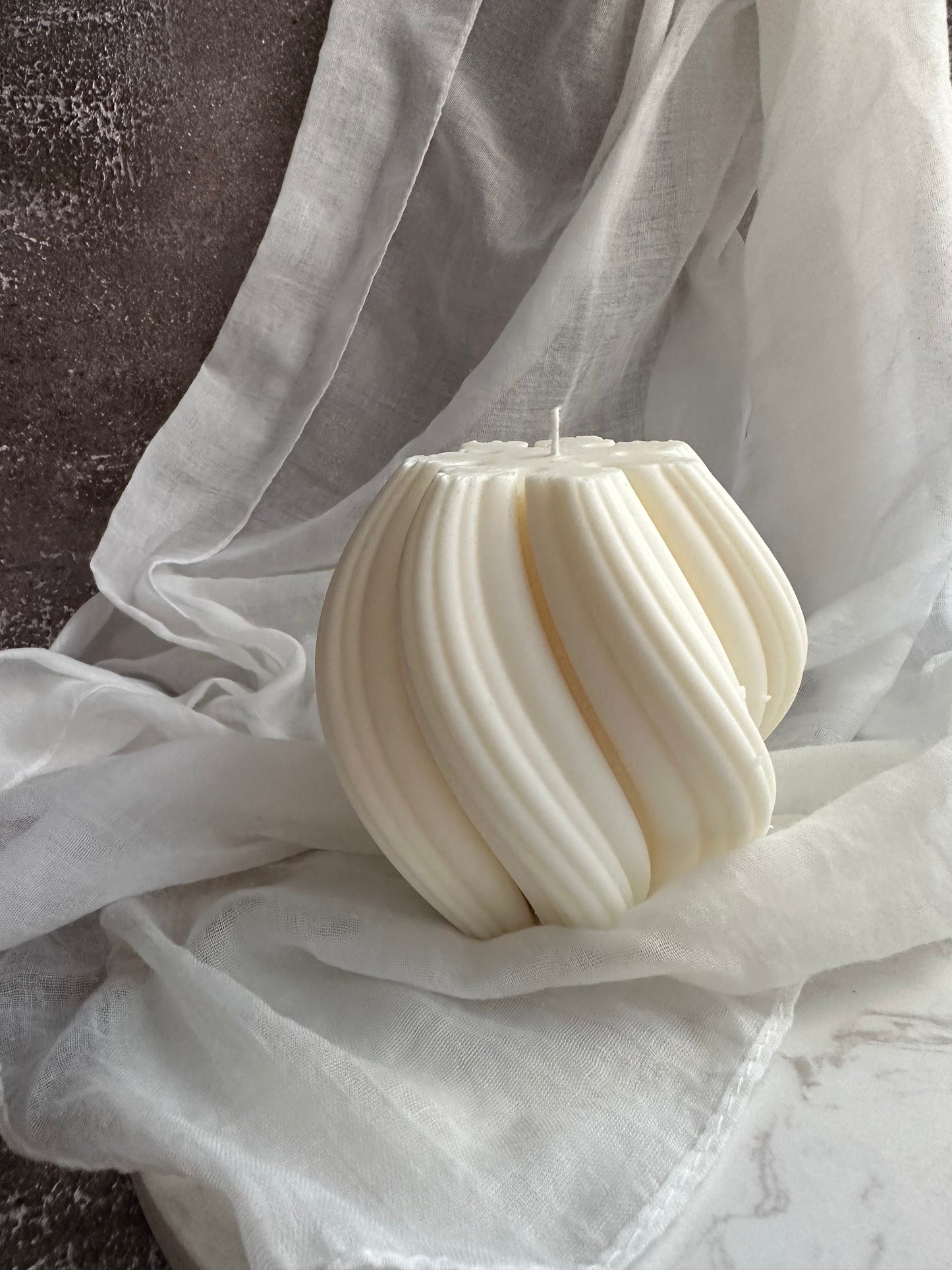 Twirl Candle Large