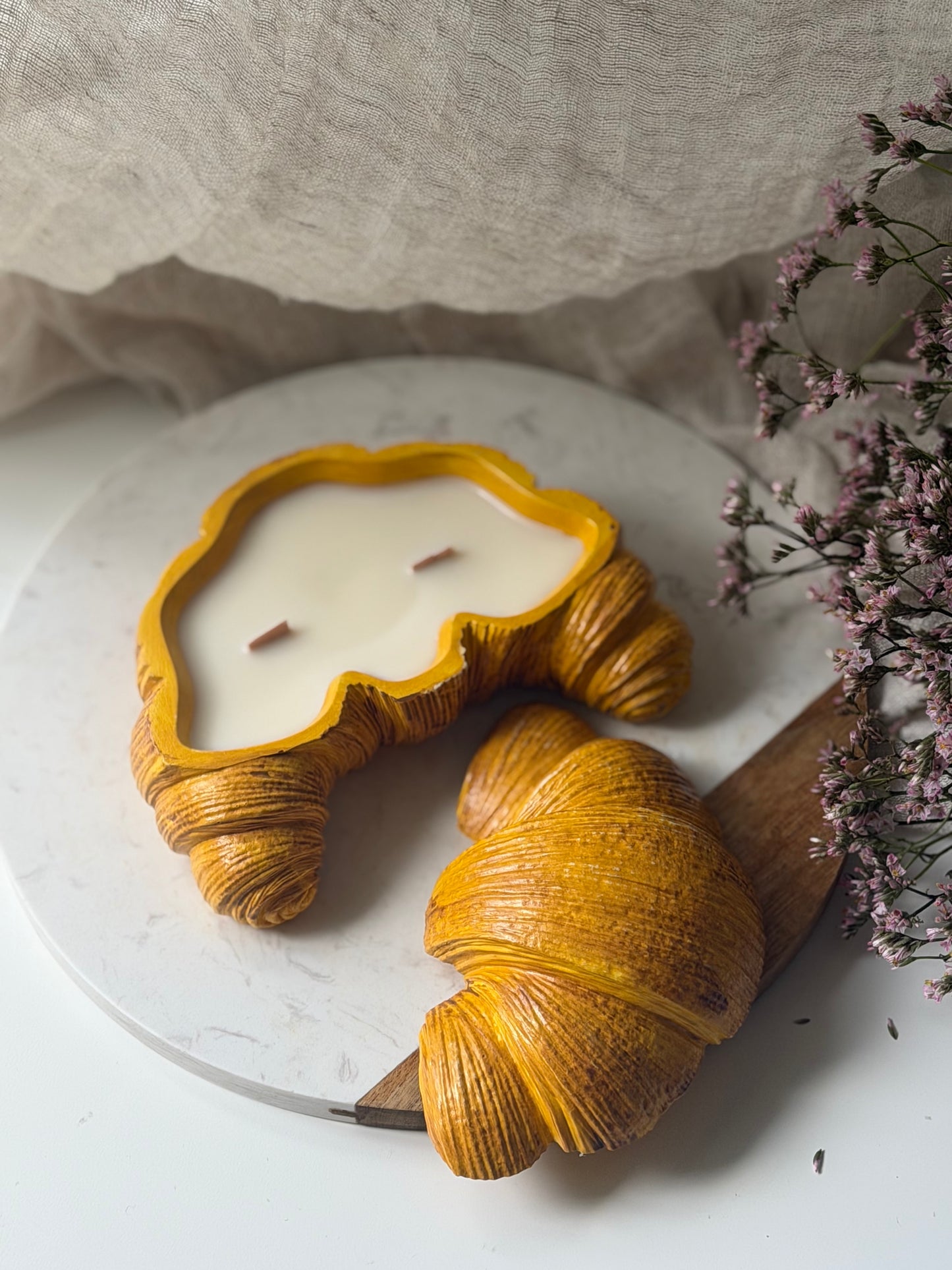 Scented Croissant Candle – Handmade Soy Wax Pastry Jar