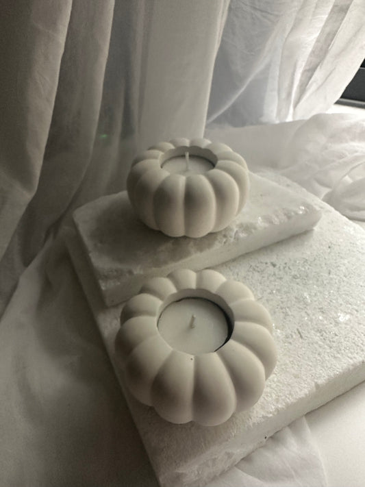 Pumpkin tea light holder