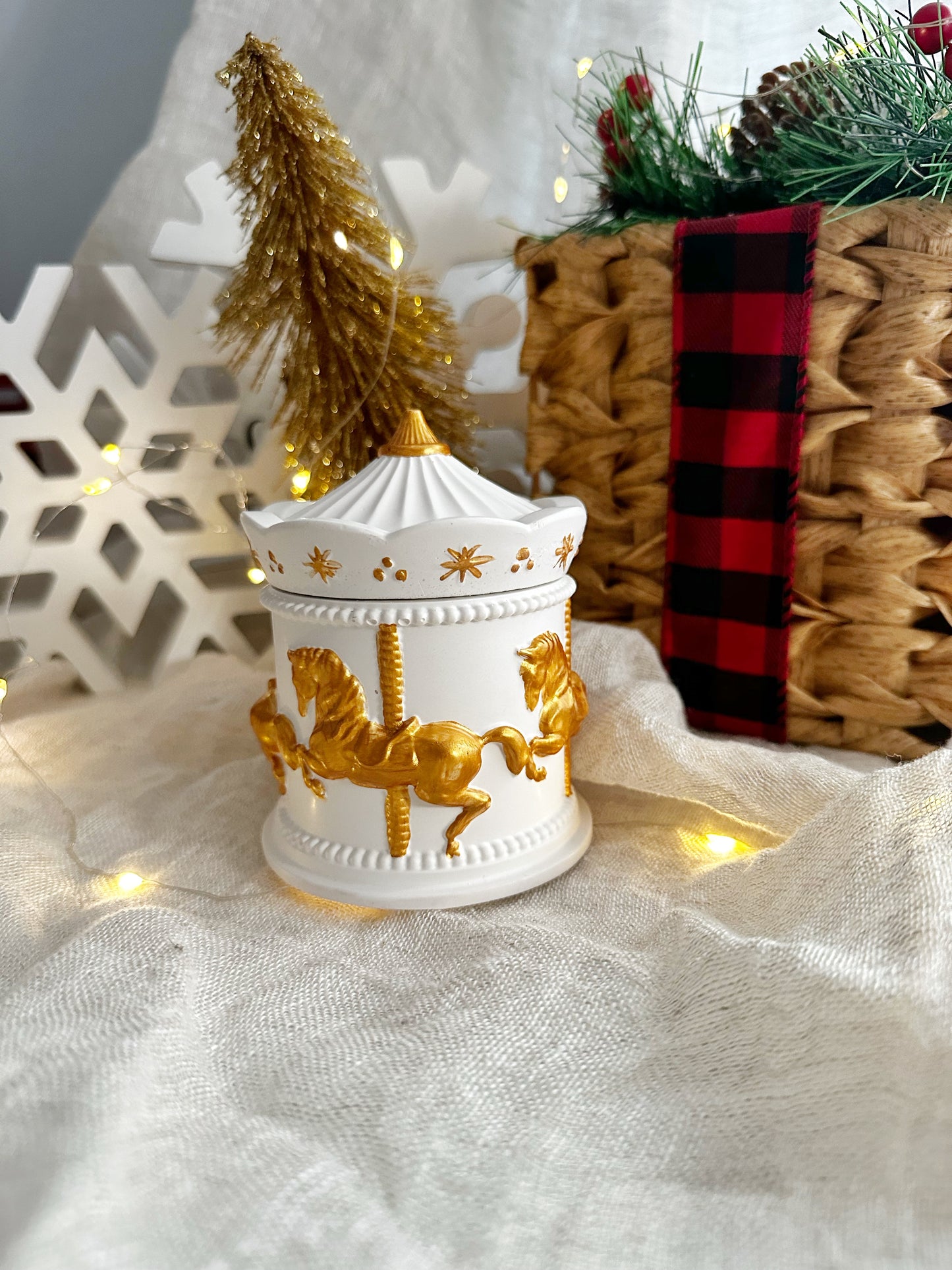 Carousel scented candle