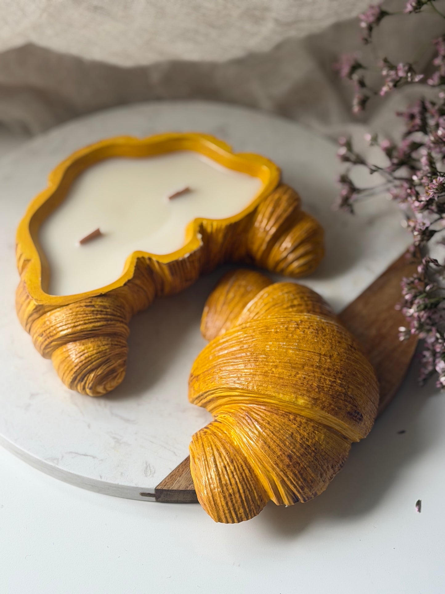Scented Croissant Candle – Handmade Soy Wax Pastry Jar