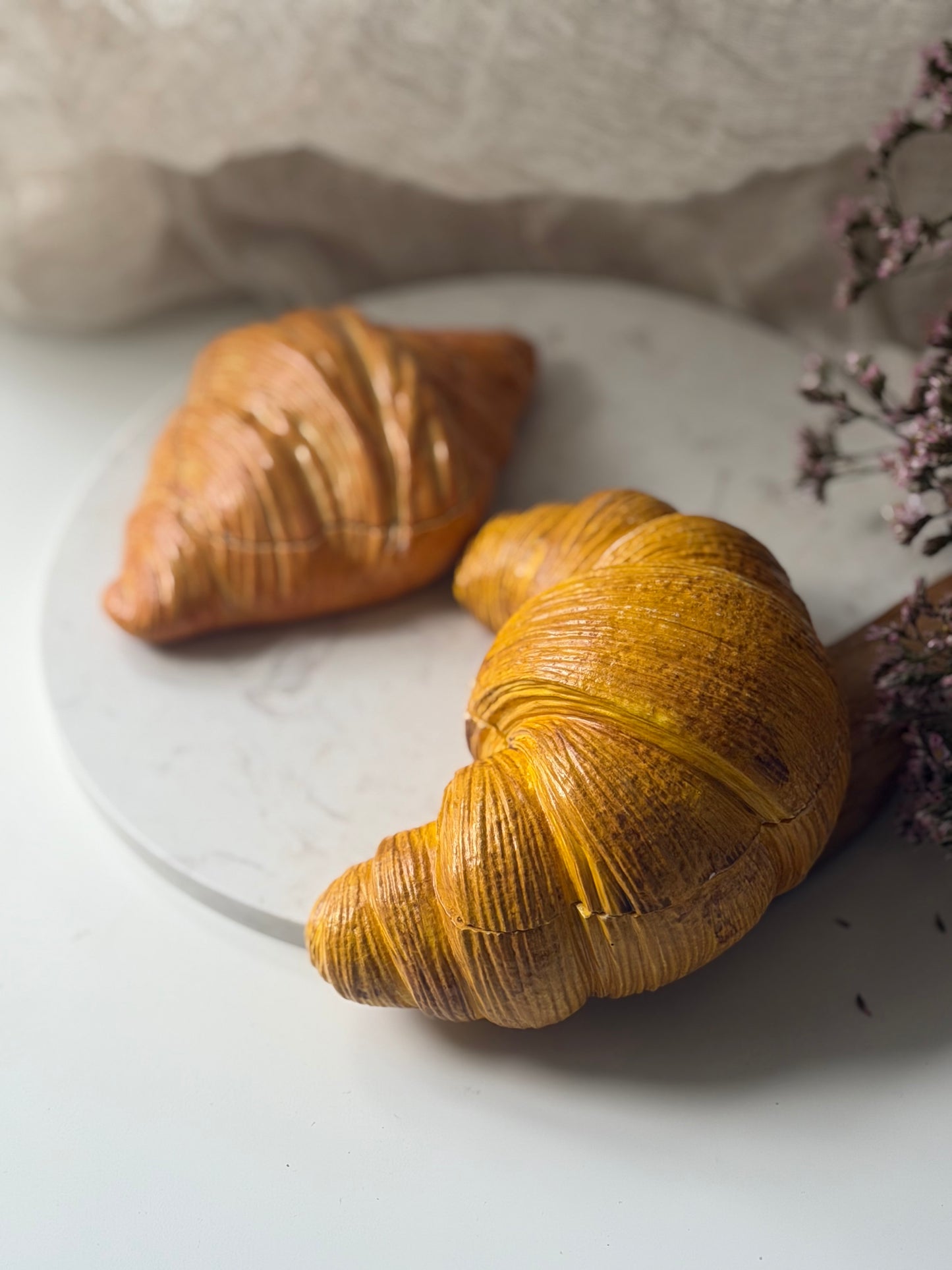 Scented Croissant Candle – Handmade Soy Wax Pastry Jar
