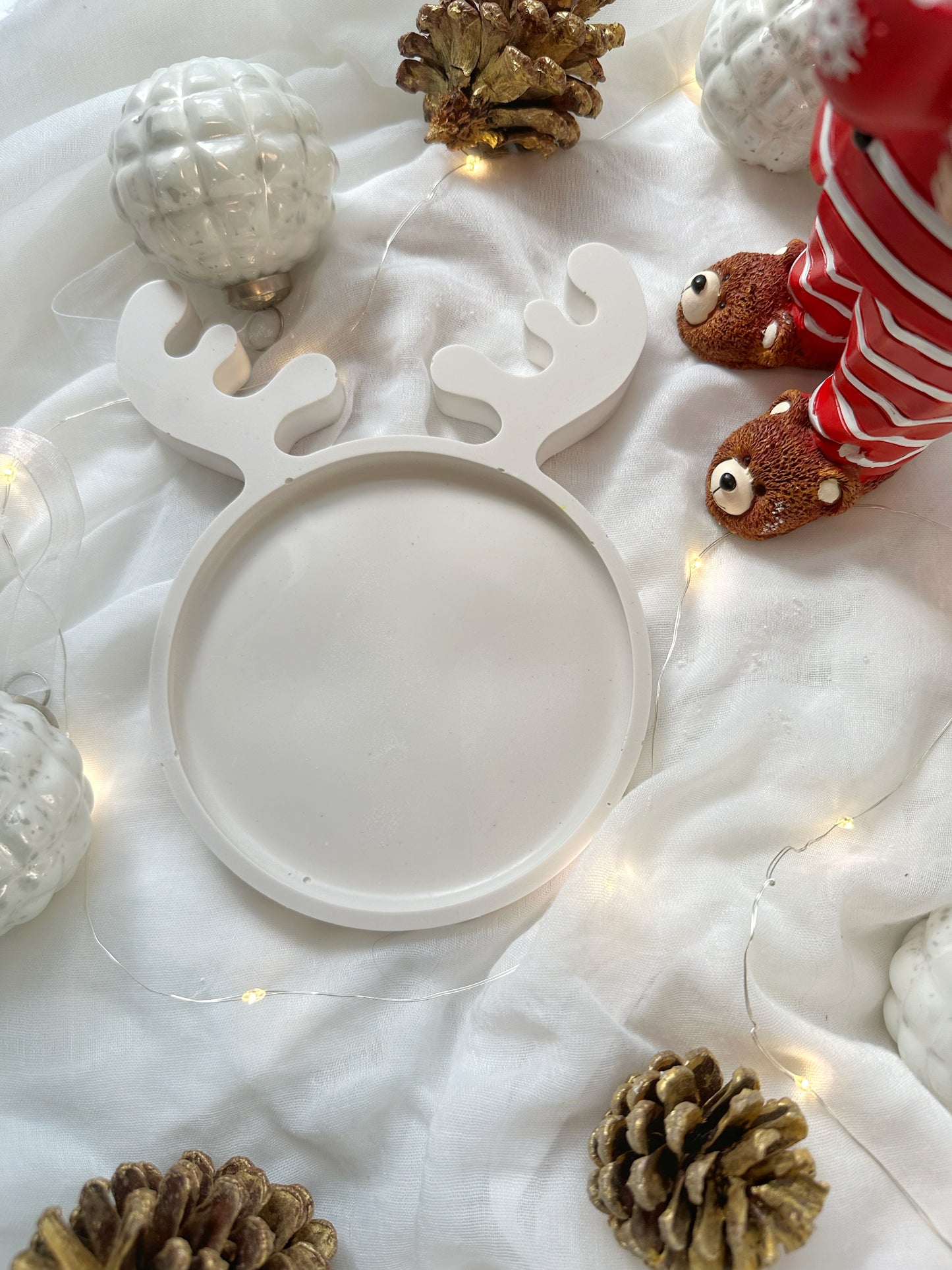 CONCRETE tray with deer| Christmas deer