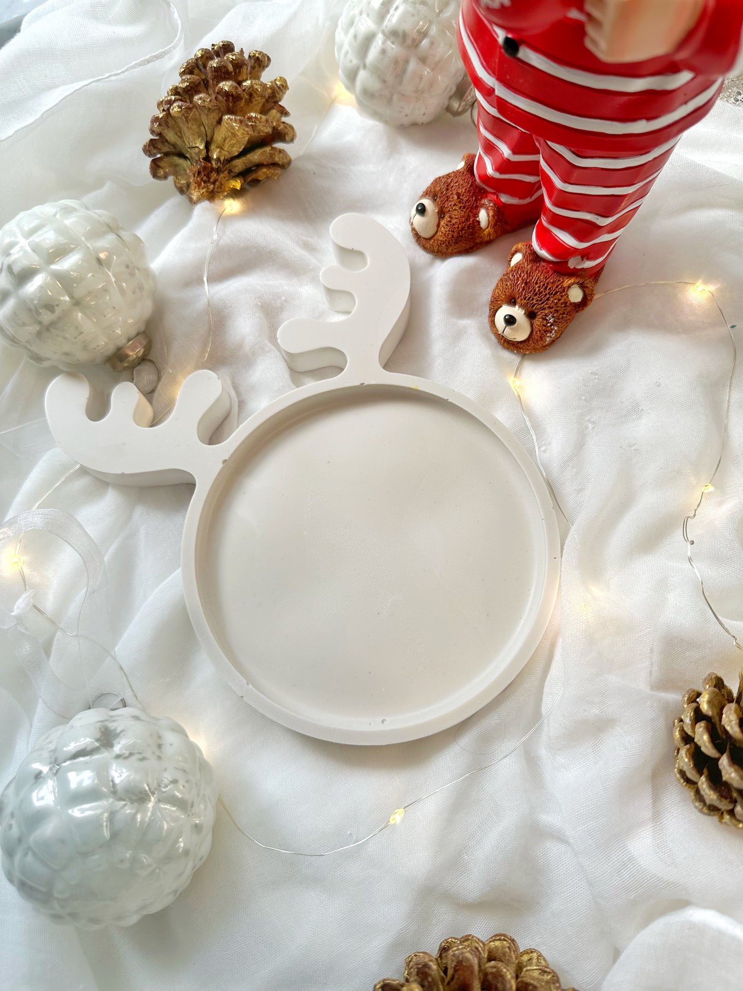 CONCRETE tray with deer| Christmas deer