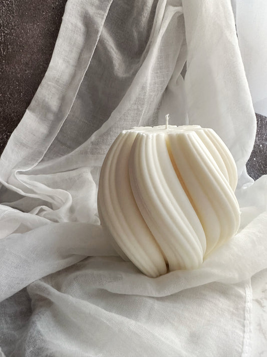 Twirl Candle Large