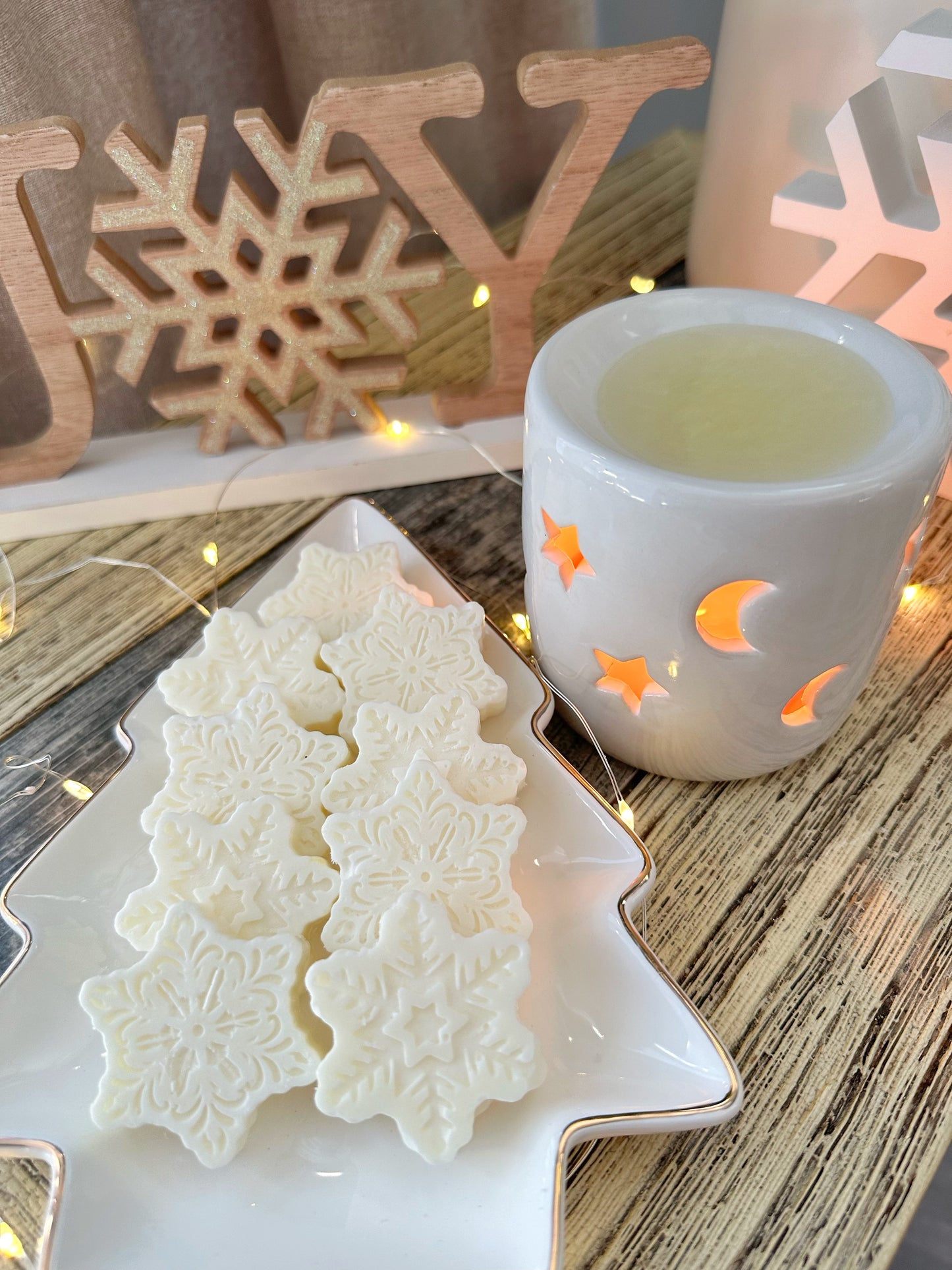 Christmas Wax Melts | Snowflakes | 100% Soy Wax Melts | Scented Wax | Winter Decor